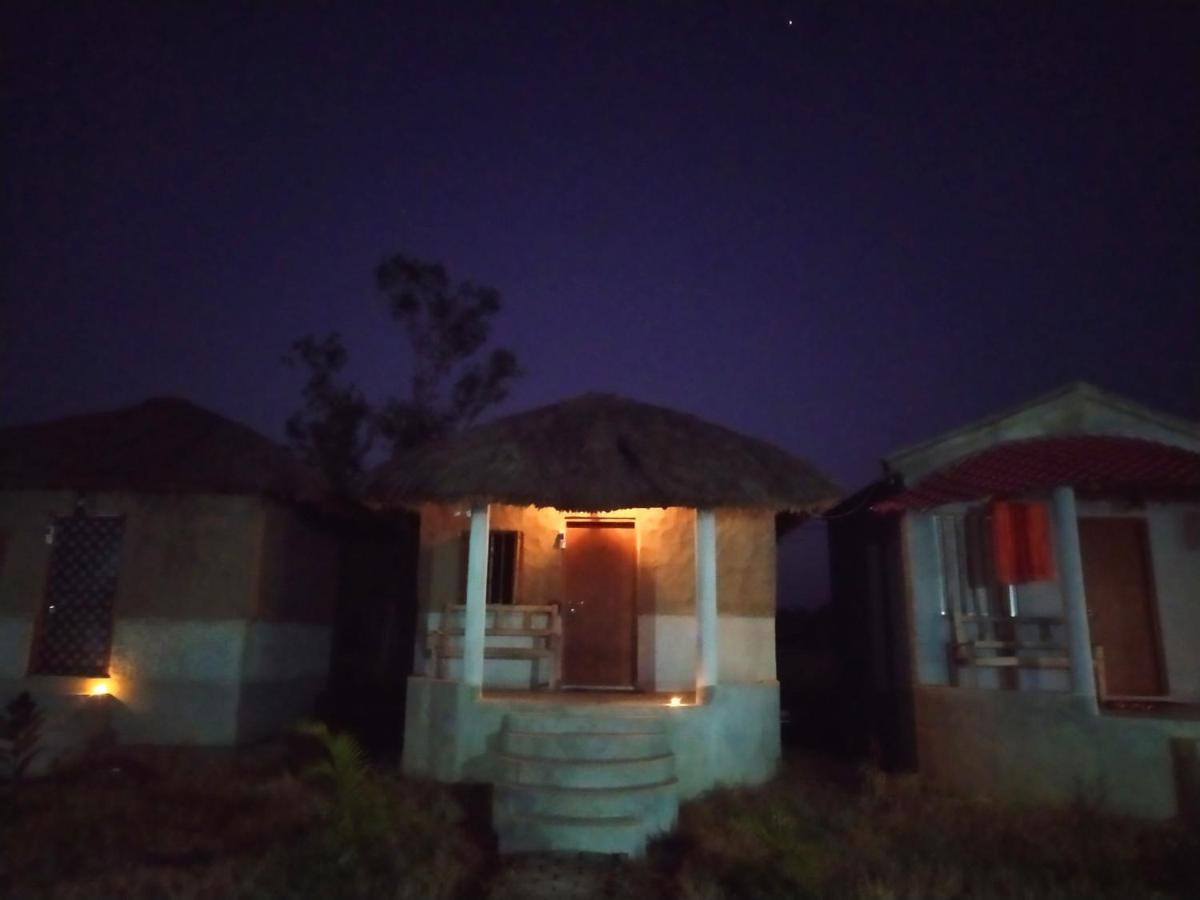 Sundarban Jungle Mahal Resort Gosaba ภายนอก รูปภาพ